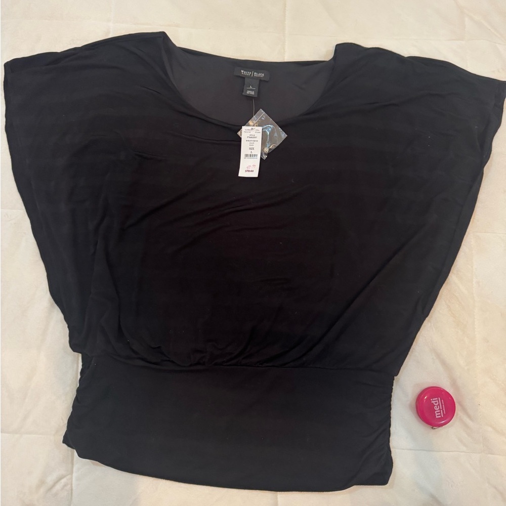 NWT Women’s White House Black Market BLACK Shadow Stripe Top Button Back Sz L